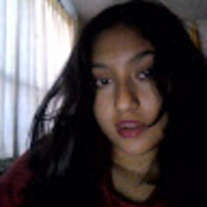 Meet your Posher, Camila